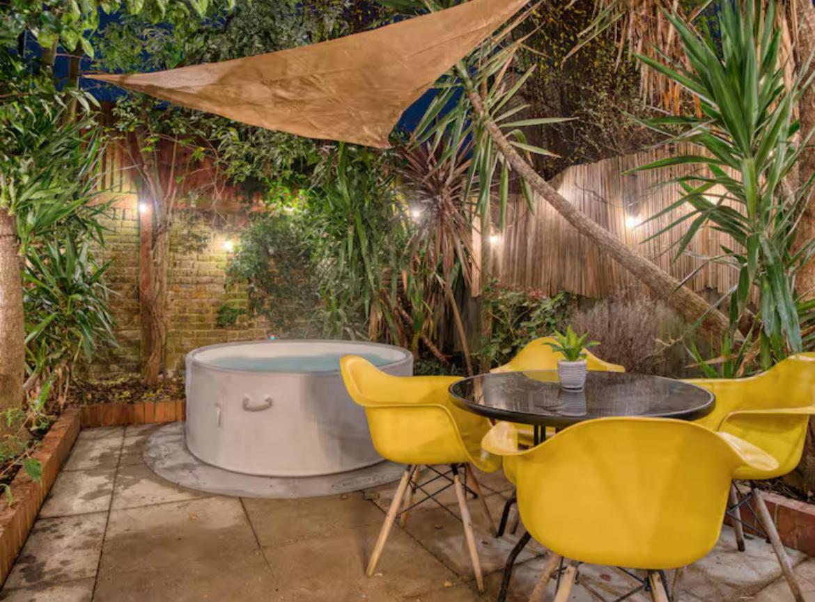 The Zen Den With Hot Tub And Garden Villa London Exterior photo