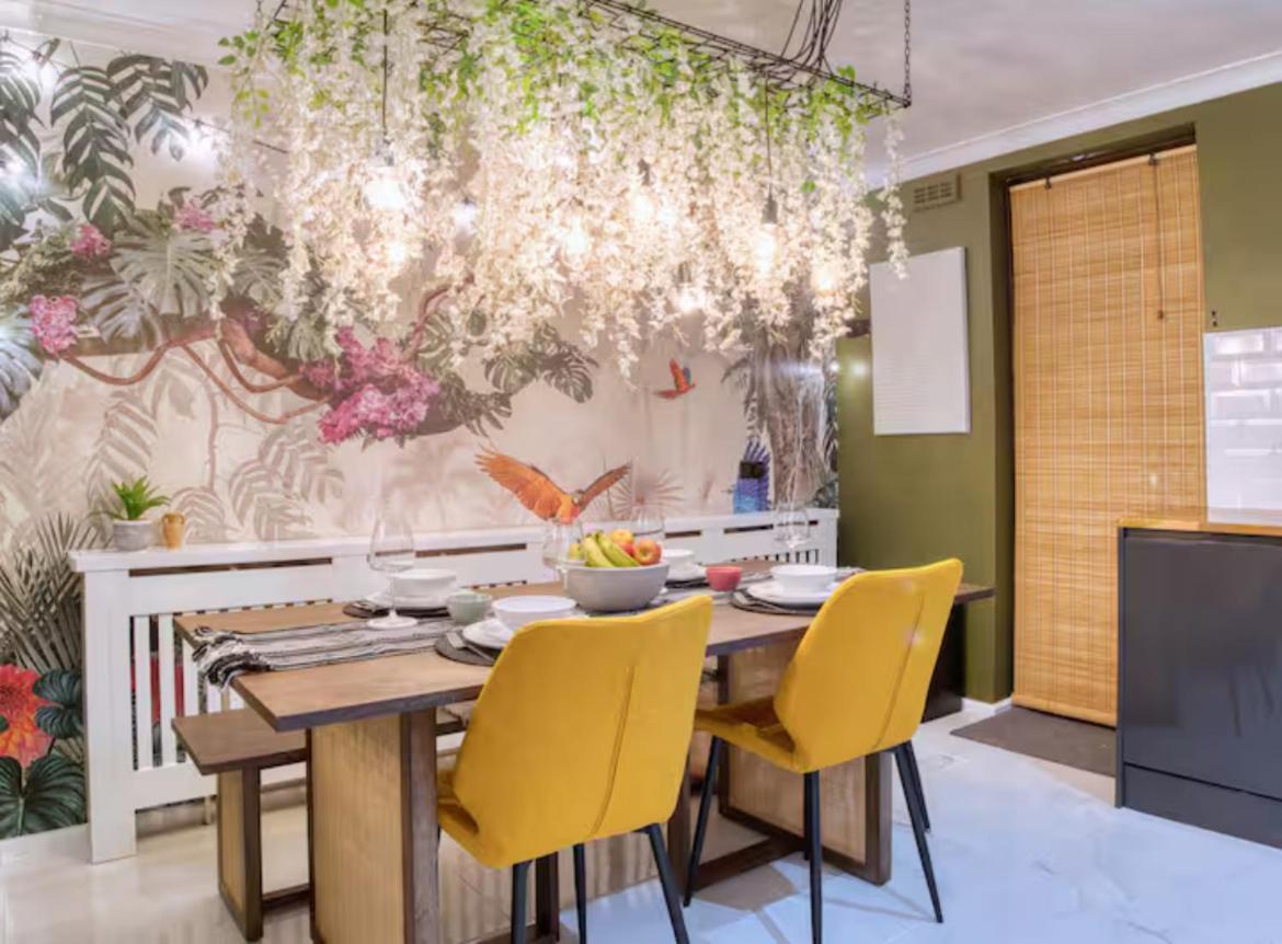 The Zen Den With Hot Tub And Garden Villa London Exterior photo